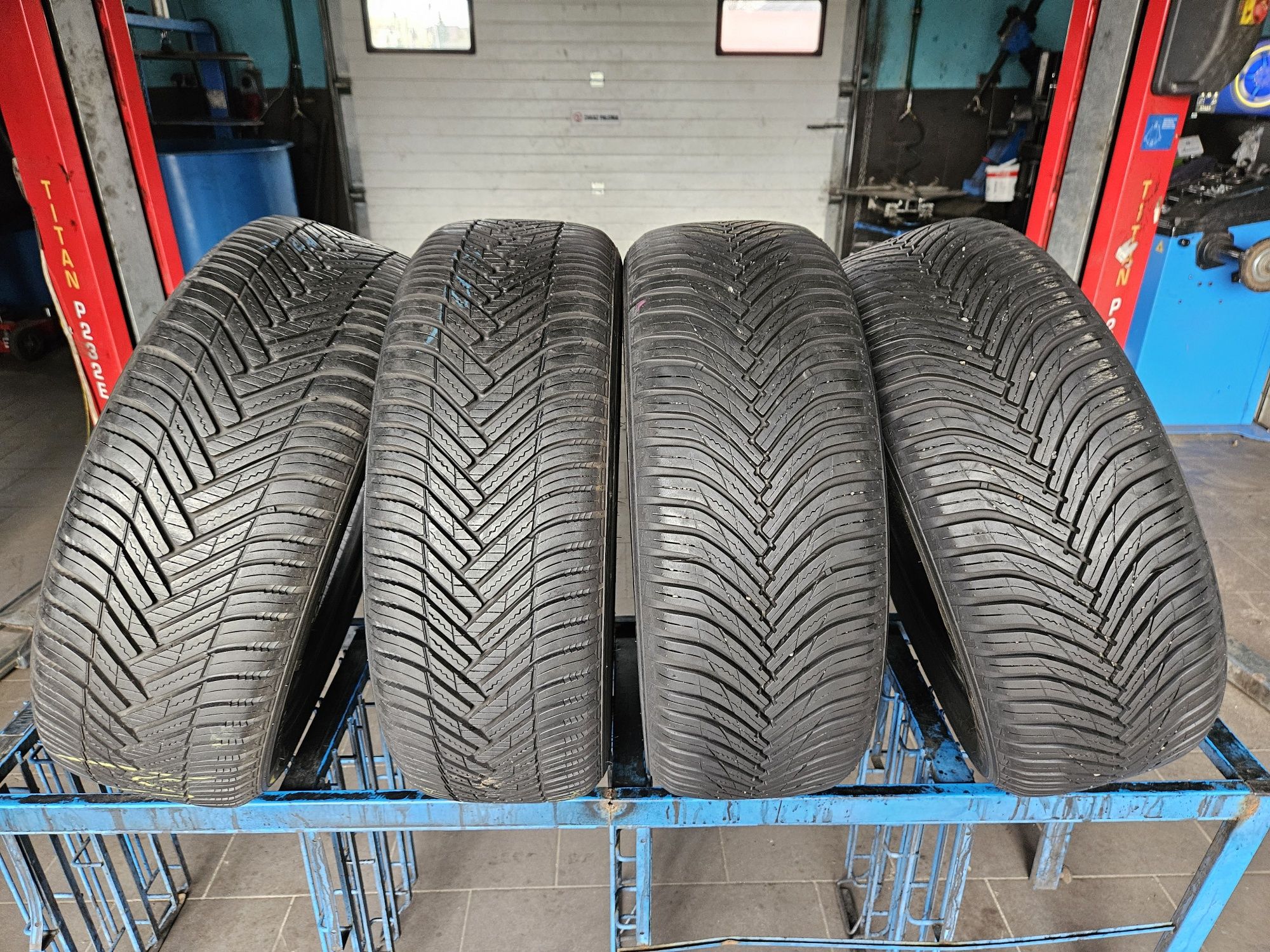 4szt całoroczne 205/55-17 2xHankook + 2xMaxxis ~7mm