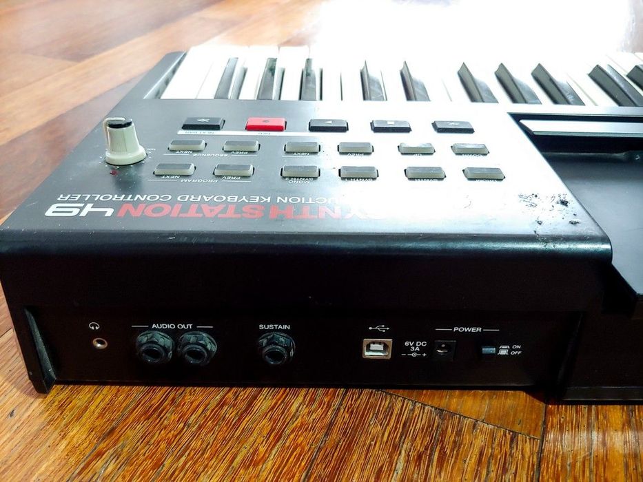 Akai Professional Synthstation 49 midi клавіатура клавіші для iPad