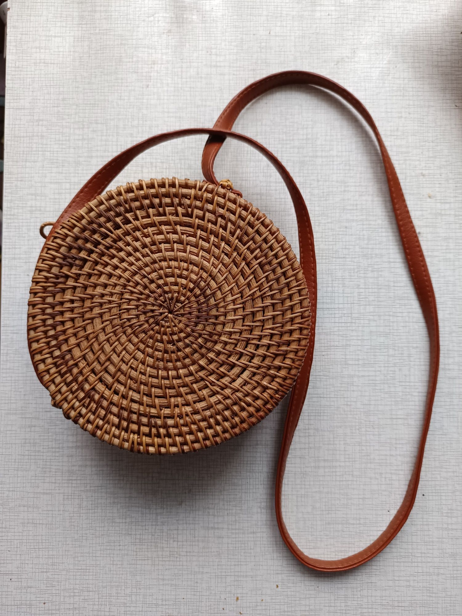 Torebka okrągła wiklinowa boho handmade Bali