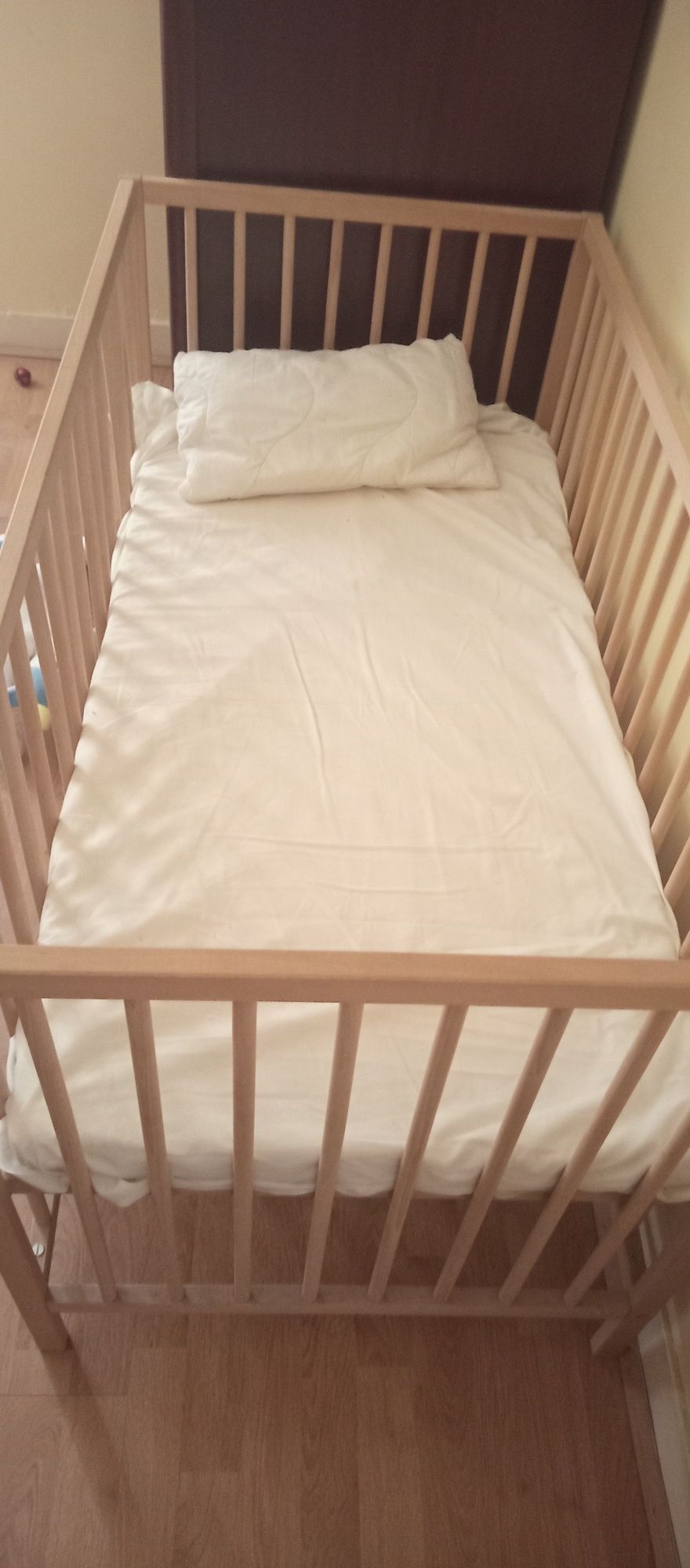 Berço Ikea com colchão