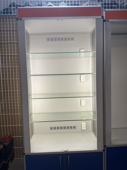 Regaly witryna regal gablota