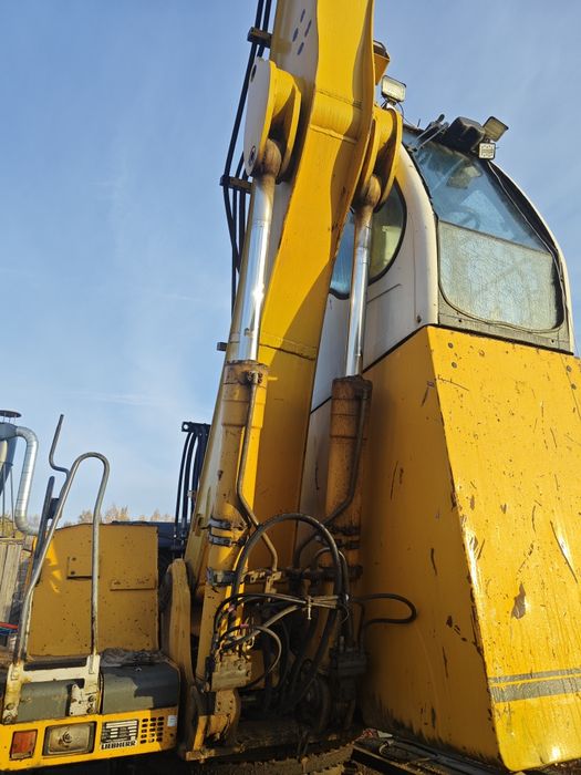 Koparka przeładunkowa  Liebherr 924 chwytak do drewna