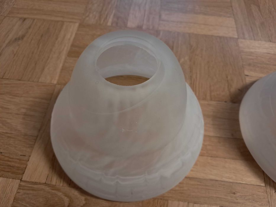 Klosz do lampy, żyrandola, oprawa 15cm szklany biały 2 szt