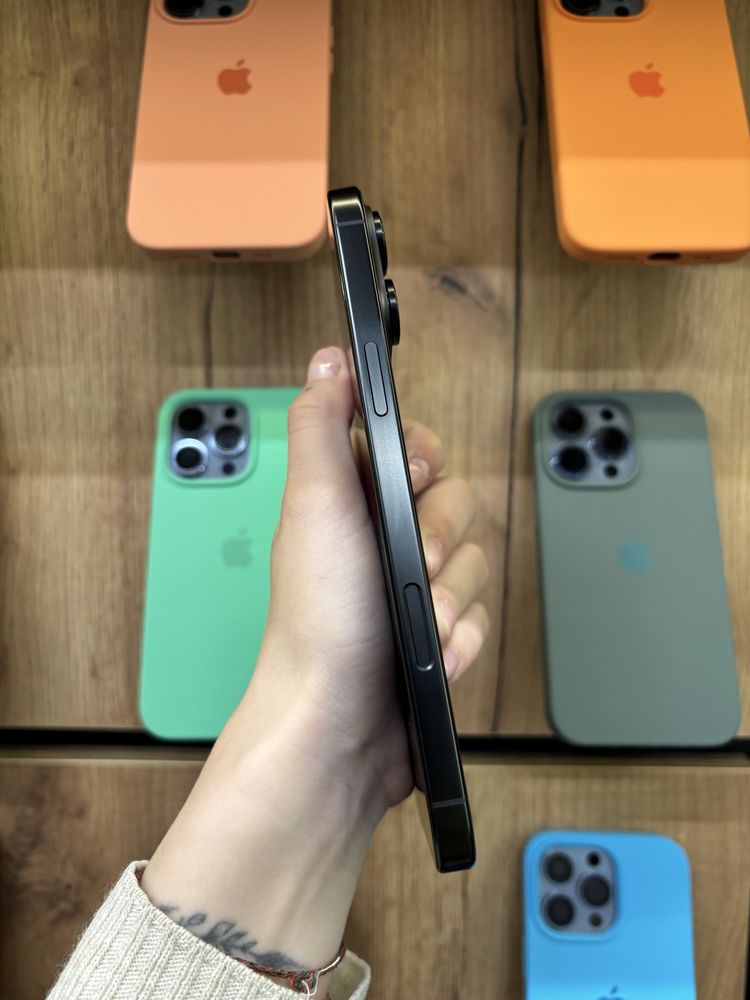 iPhone 16 Pro Max 256Gb Black Titanium Unlock з Гарантією