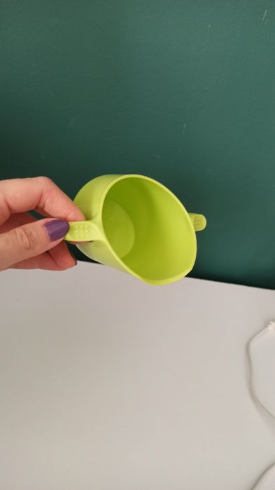 Ukośny kubek do nauki picia doidy