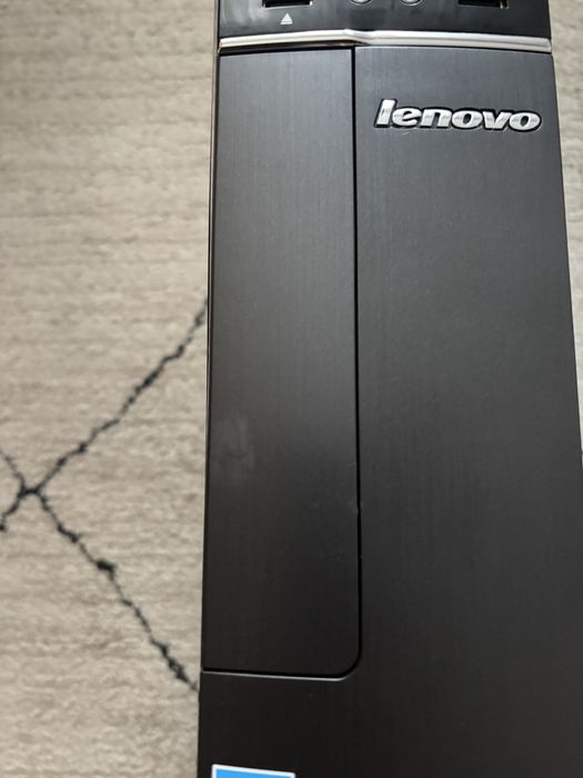 Komputer stacjonarny Lenovo H30-50 z Windows 10