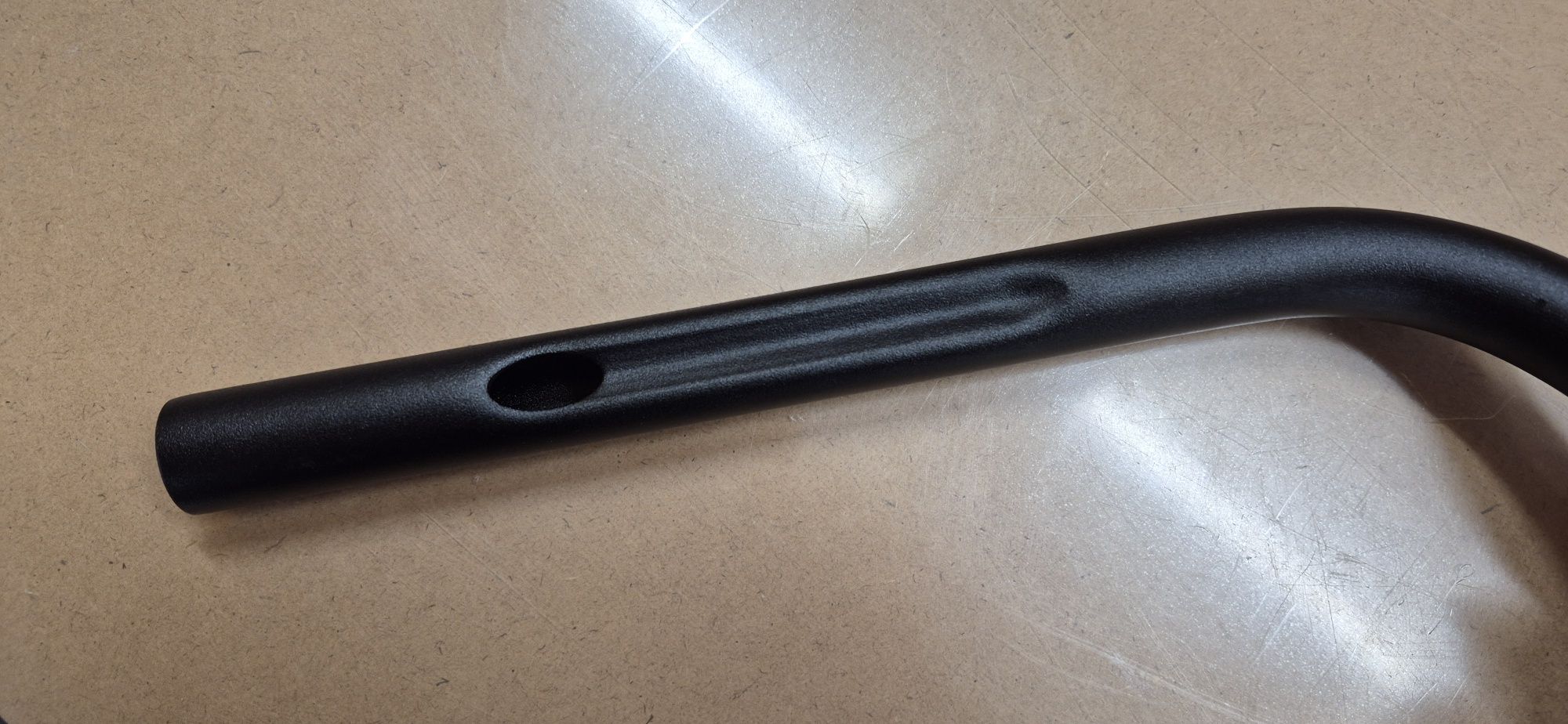 Ergotec 6 Buegel trekking 620mm. Kierownica.