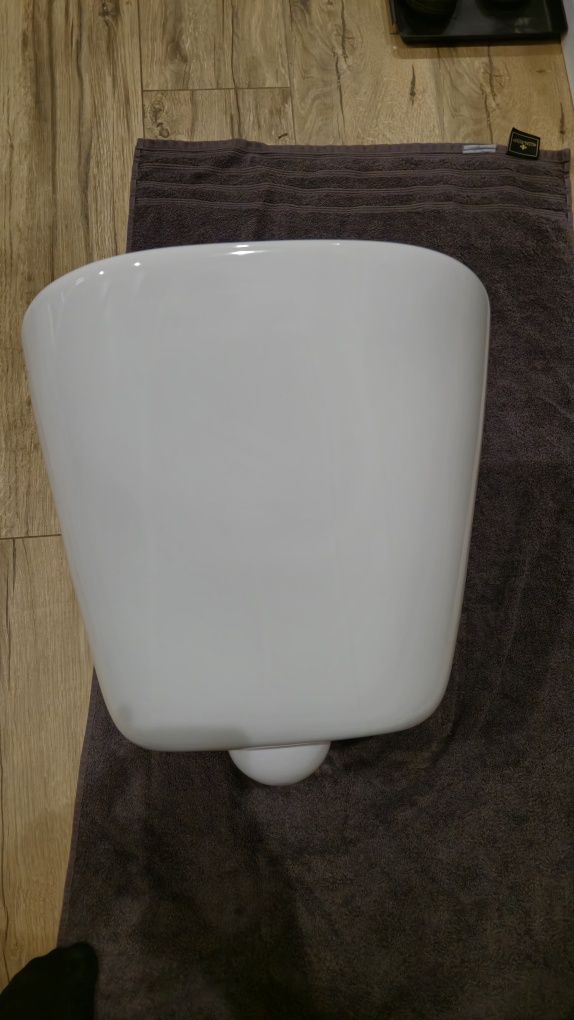 Roca Gap Square miska WC z deską wolnoopadającą A34H472000