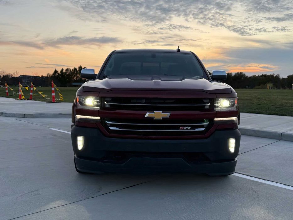Chevrolet Silverado      2017