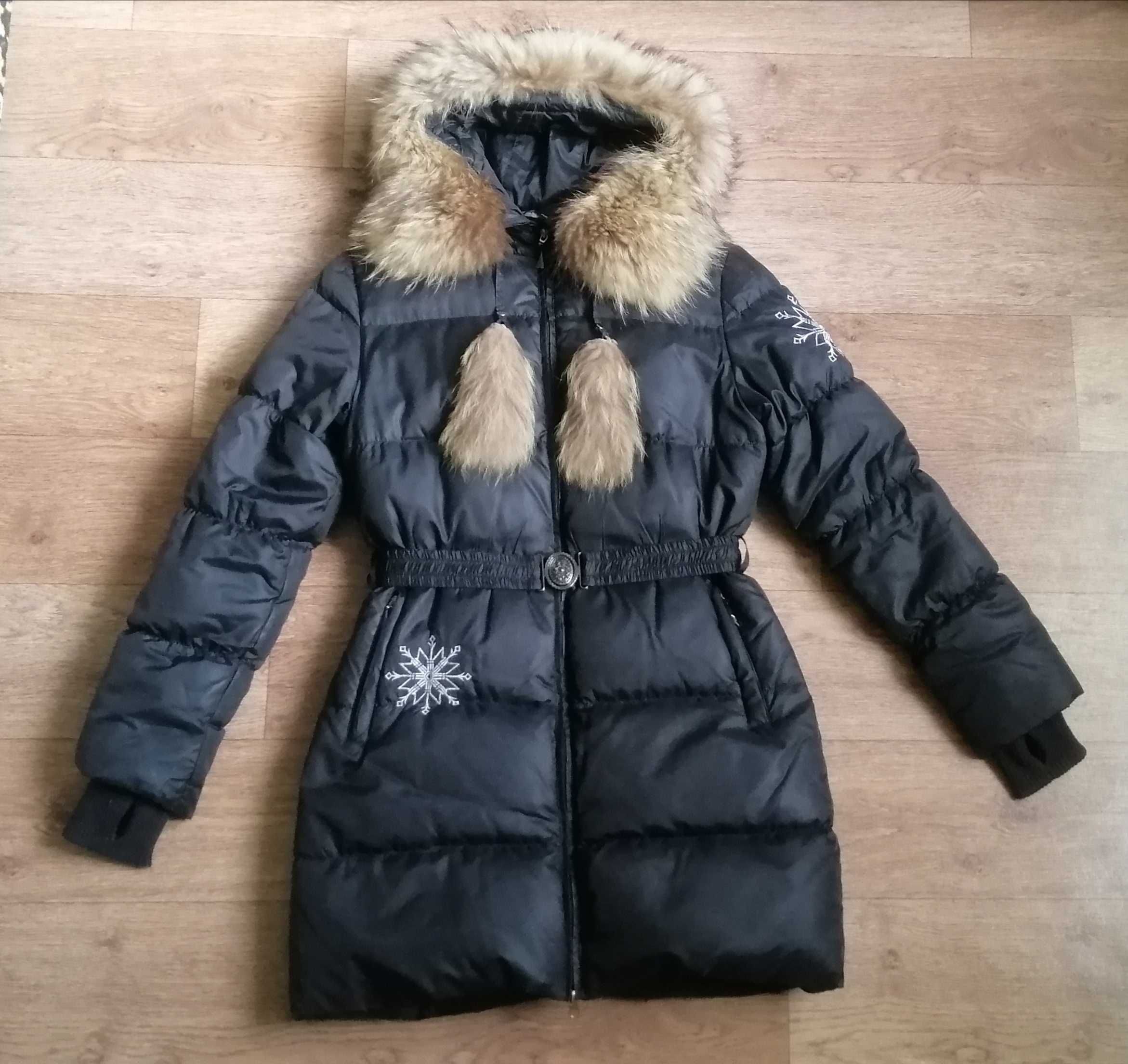 Зимняя куртка пуховик 46-48 размер.