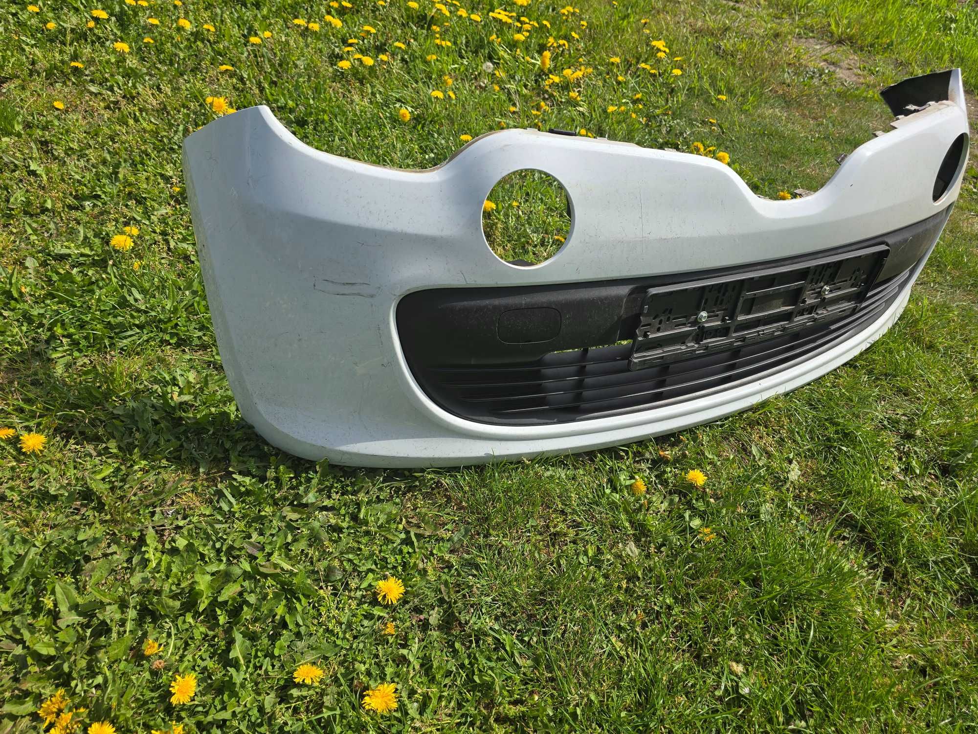 zderzak przód Renault Twingo 3 III