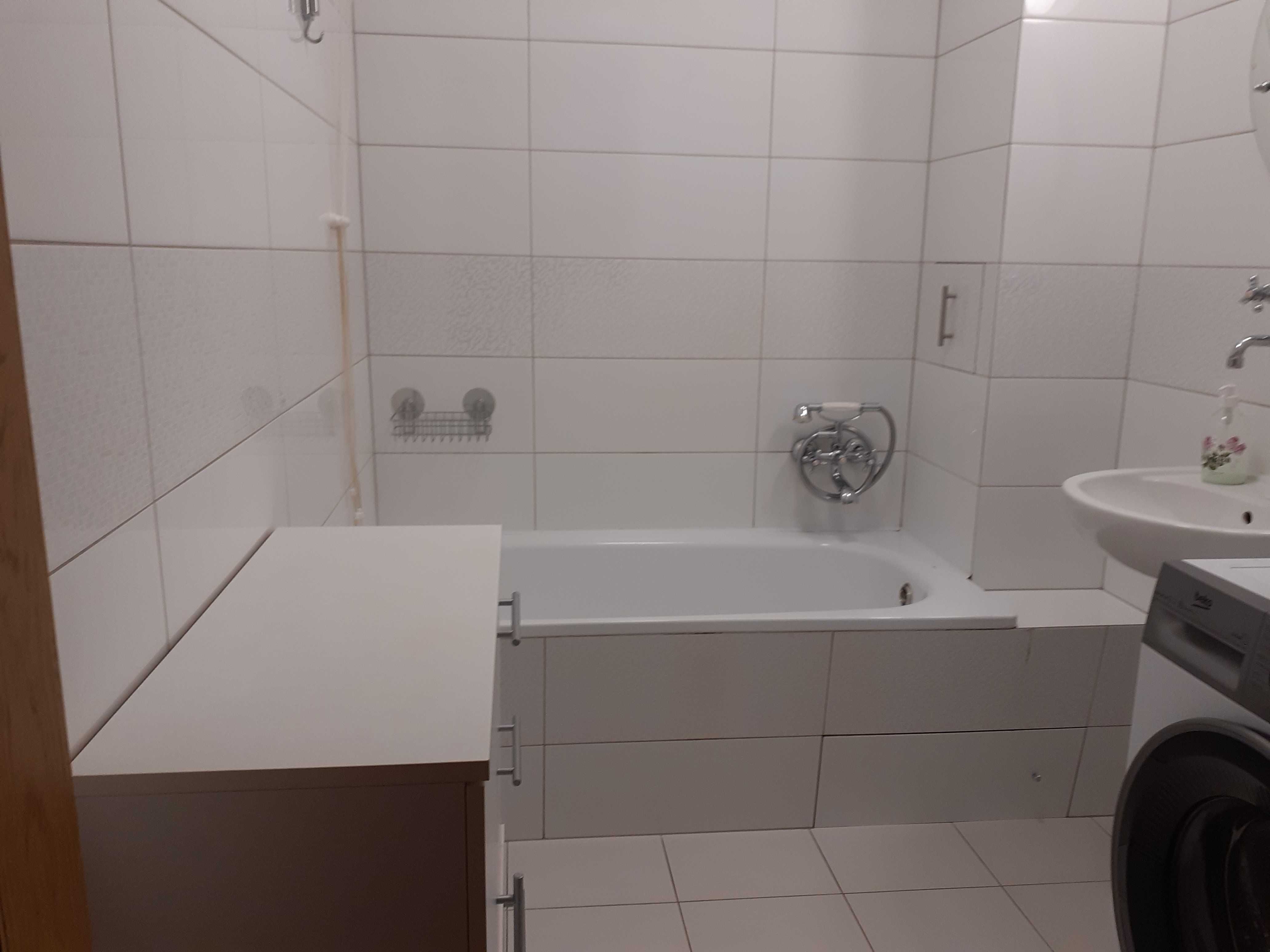 Mieszkanie 60 m2, Jana Pawła II 27, Podolszyce Płd.    BEZPOŚREDNIO !!