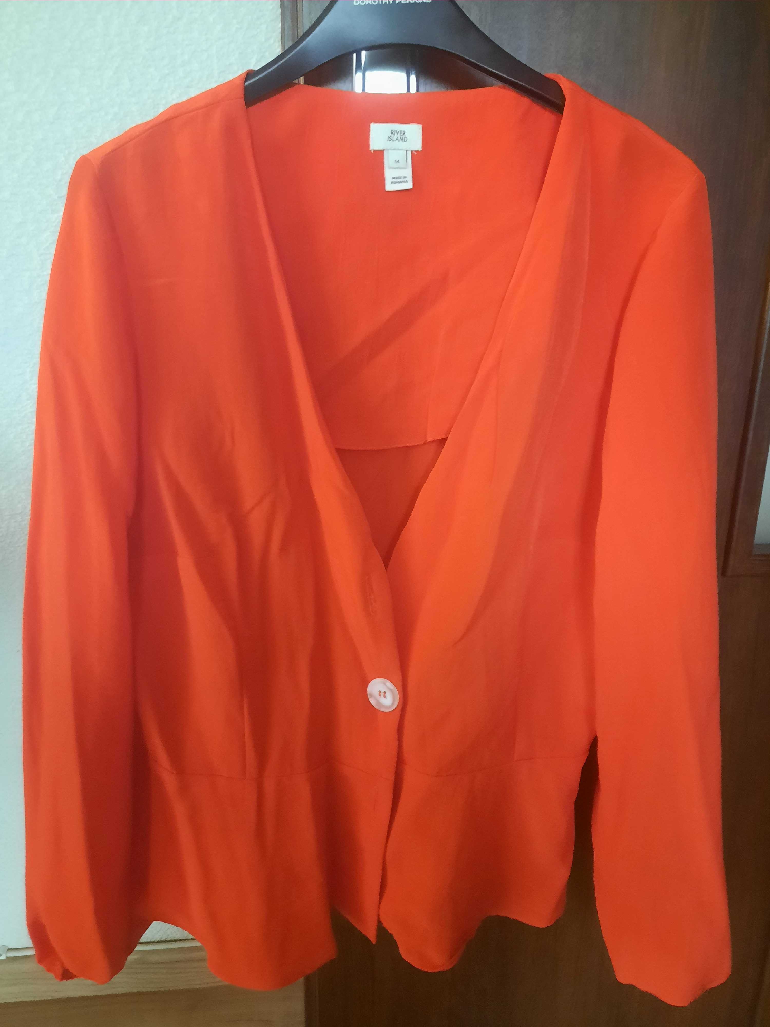 Bluzka  damska  czerwona River  Island  M/L nowa