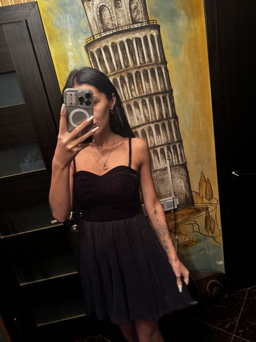 Продам шикарну сукню Zara ! Xs