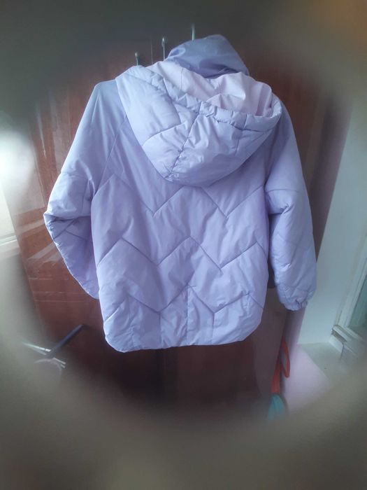 Демисизонная курточка  на девочку 10-11 лет