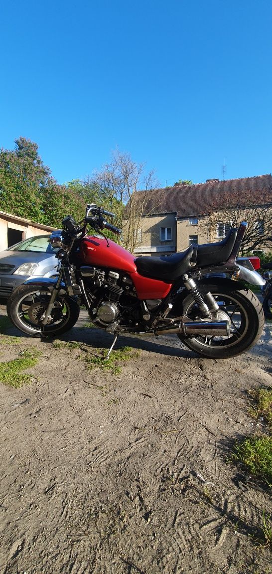 Honda vf 750 magna V4