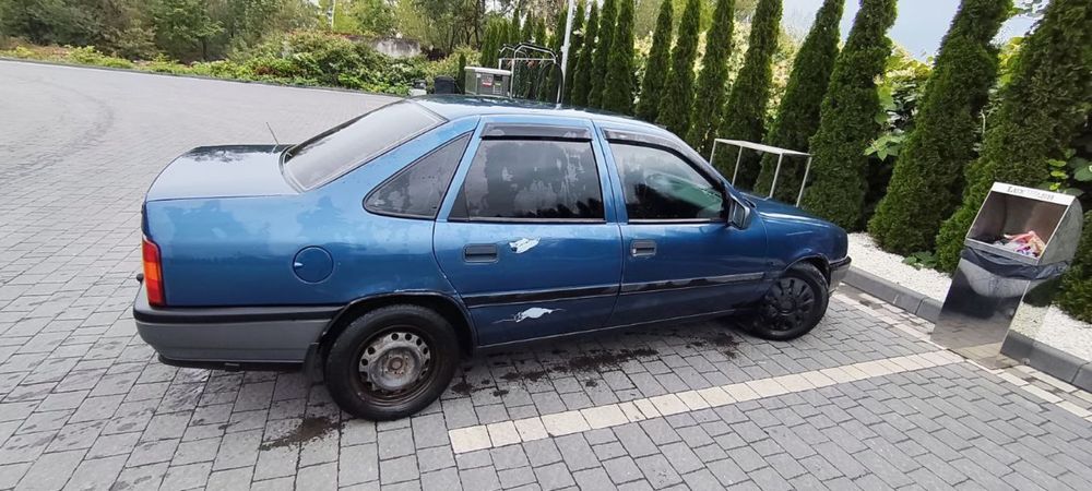 Продам опель вектра а  1990