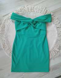 Elegancka, zielona sukienka z odkrytymi ramionami 42/XL