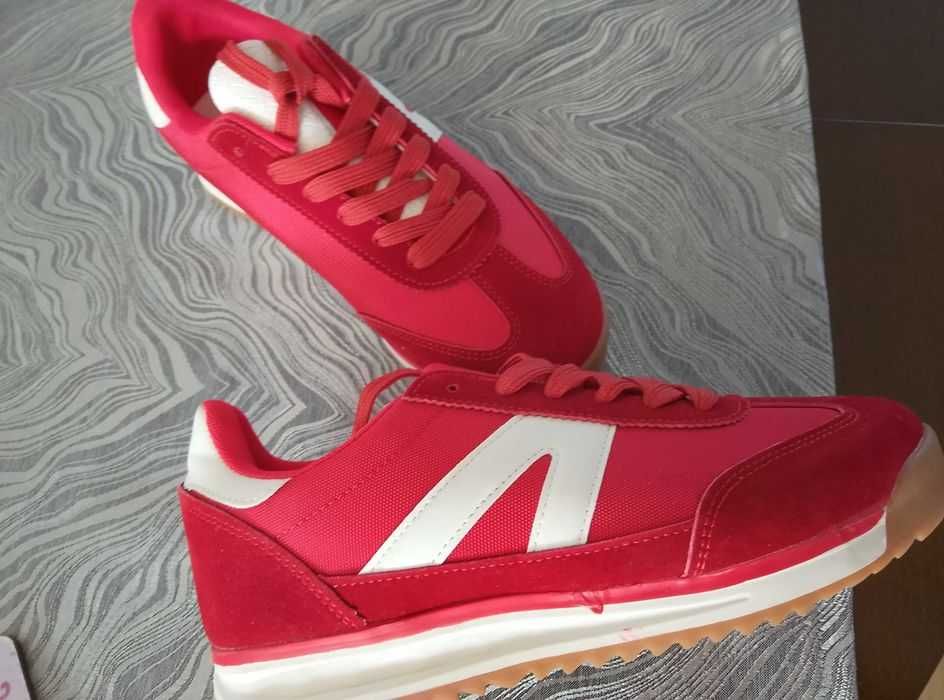 Buty nowe 38 zamsz i materiał sportowe