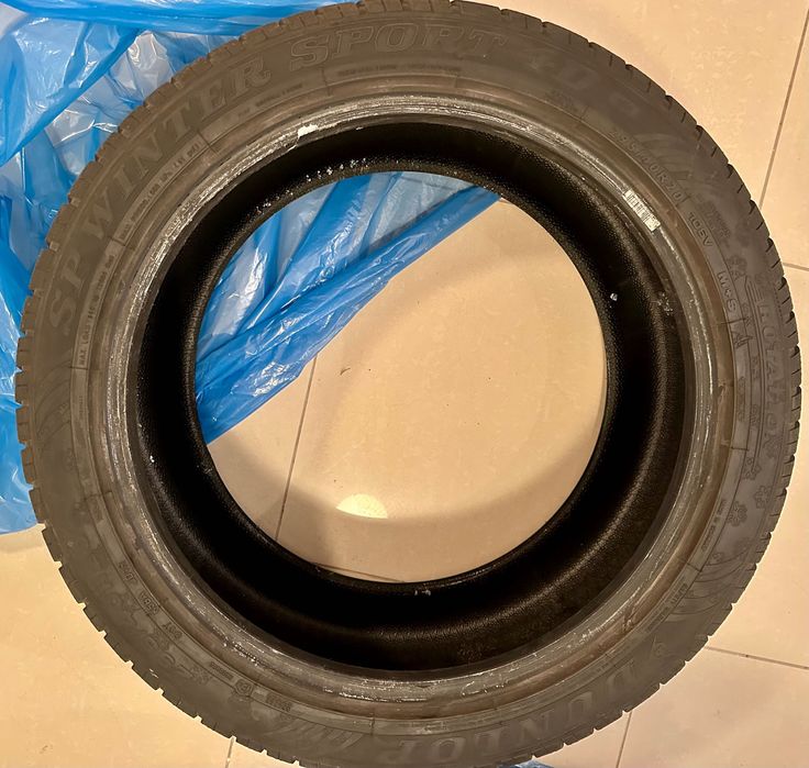 OPONY ZIMOWE PORSCHE MACAN 20” Dunlop Winter Sport 295/40R20 265/45R20