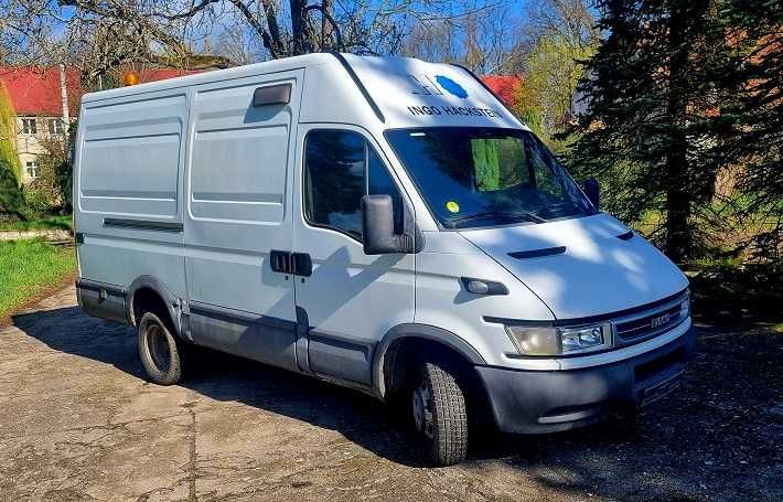 Iveco Daily 50C17 3,0 HPT z 2006r na części tylko 65tyś km przebiegu