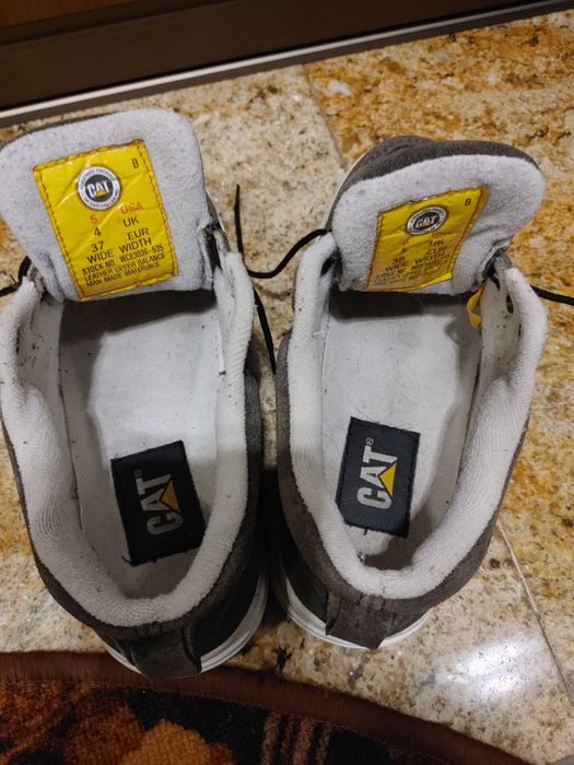 Buty sportowe unisex Caterpillar CAT 37/38 Khaki OPIS!