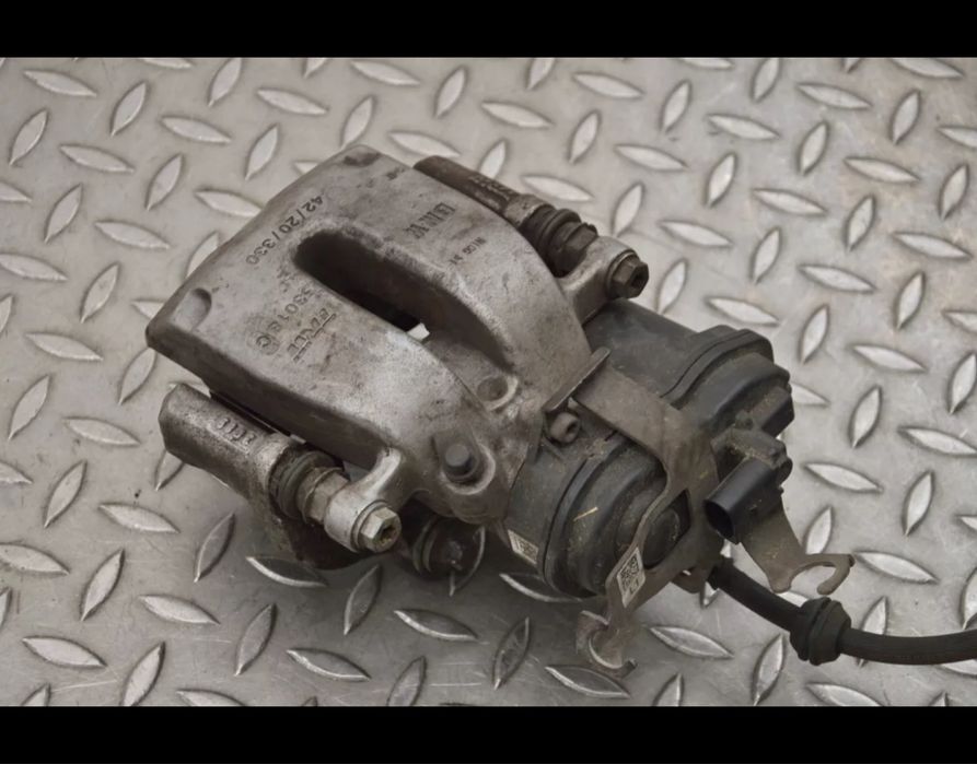 Pinça de travao traseira esquerda bmw g30,g31,g32,g11,g08,g01