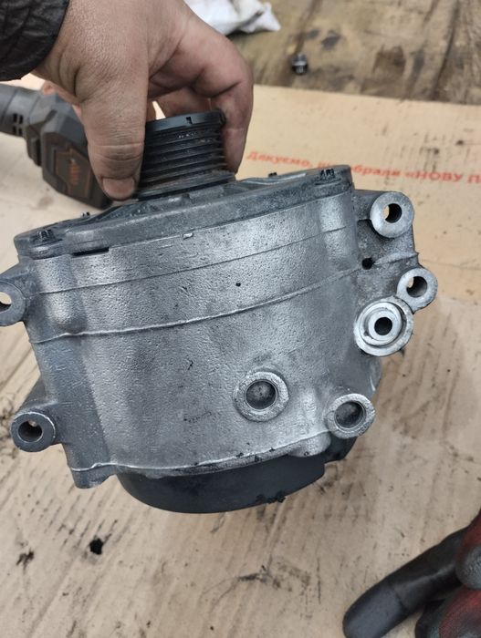 Генератор Mercedes C-Class (W203)/Mercedes E-Class (W210) 2,2-2,7 CDi