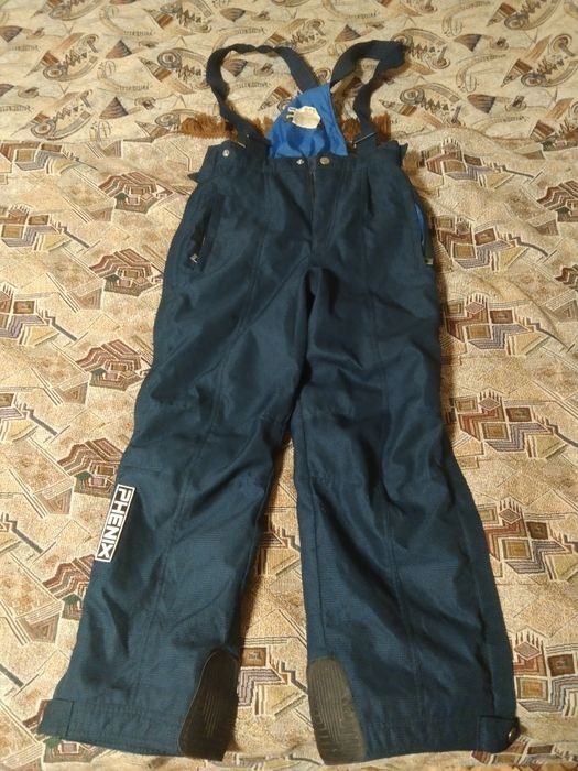 Продам комбинезон.600грн