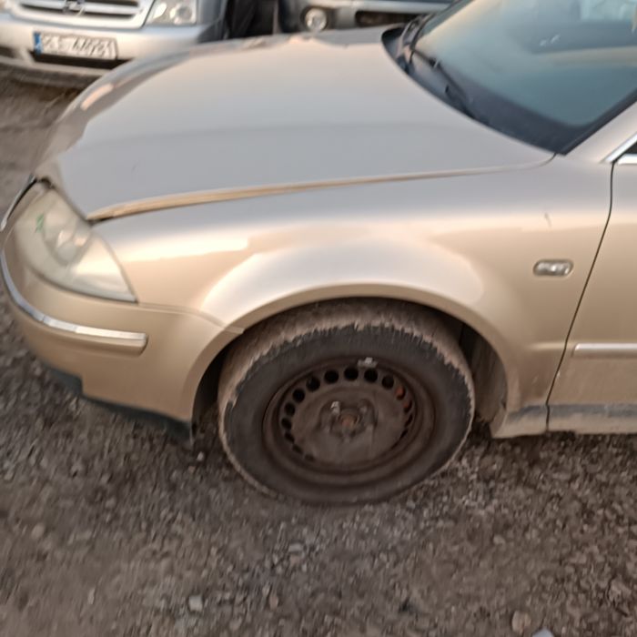 Капот бампер телевізор Пассат B 5+ Passat B5+