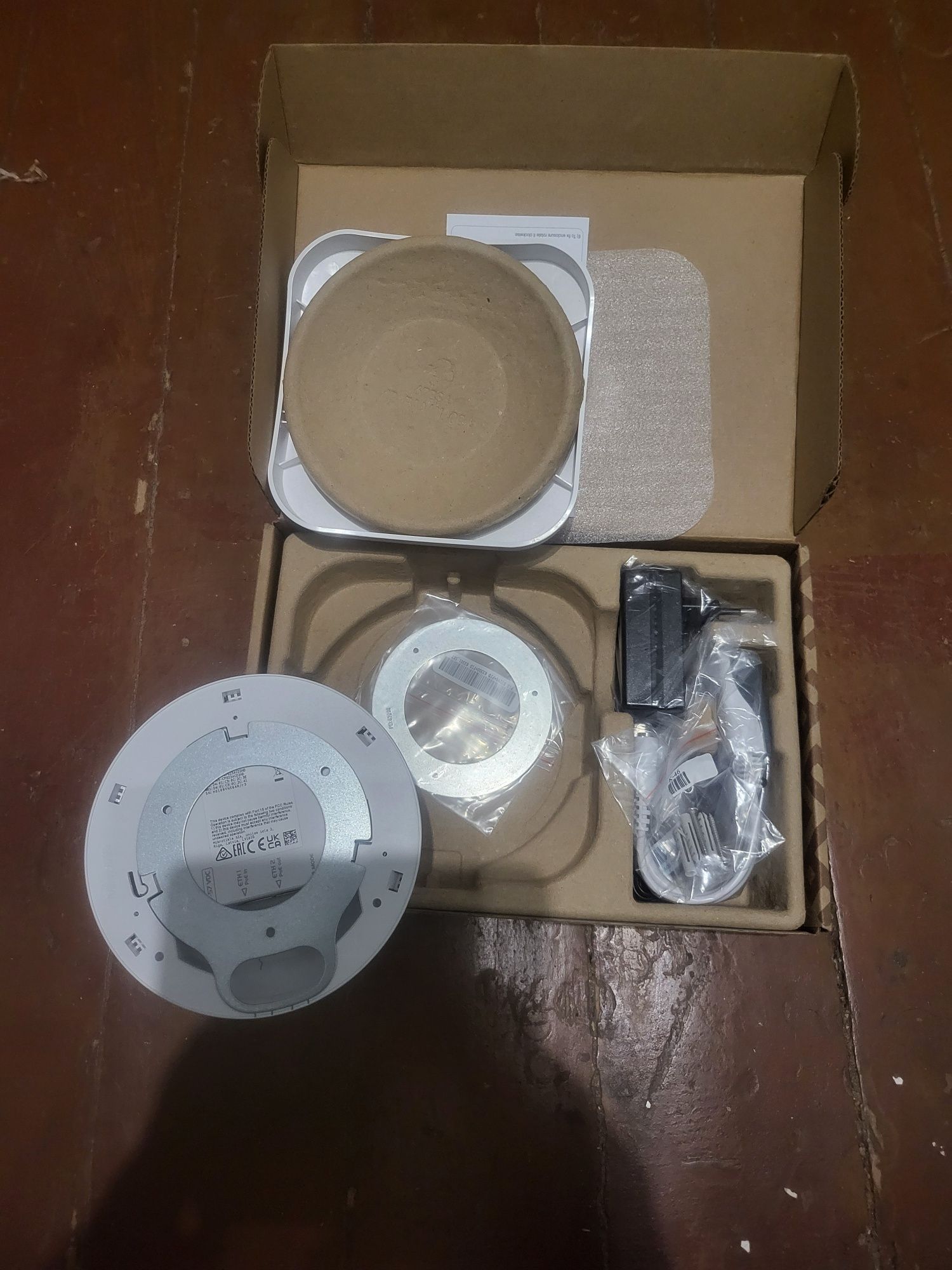 MikroTik CAP AC (RBCAPGI-5ACD2ND). Двохдіапазонна Wi-Fi точка доступу