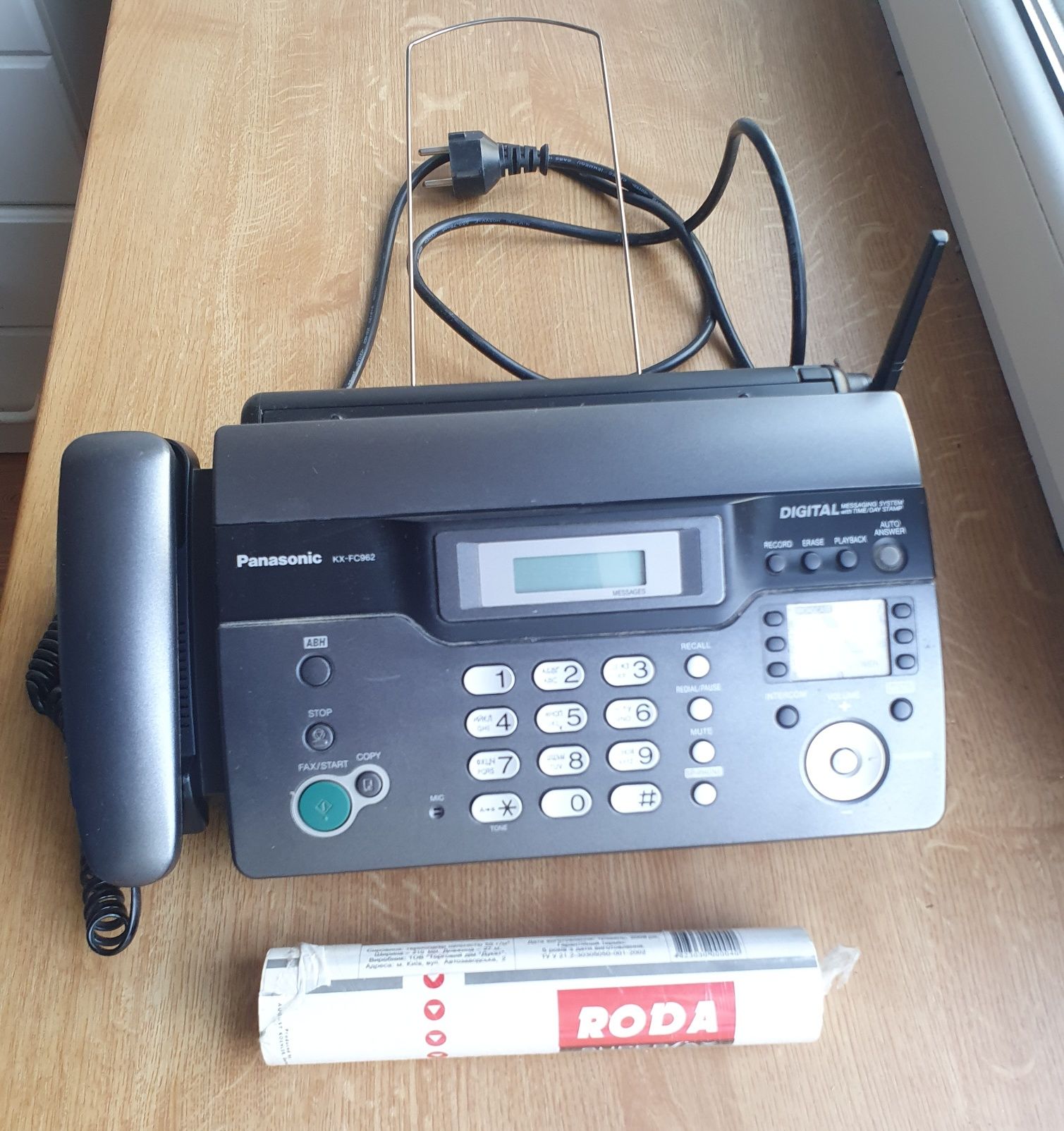 Телефон, факс, автовідповідач Panasonic KX-FT78 та KX-FC962