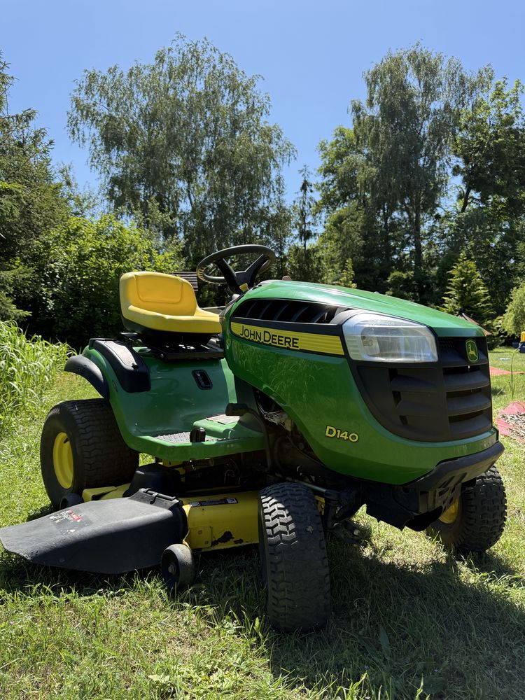 Traktorek kosiarka John Deere D140 ciągniczek