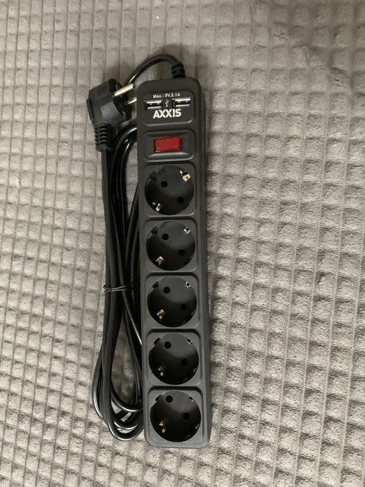 Axxis Optima Base 5 — фільтр‑подовжувач 3 м + 2 USB, 5 розеток