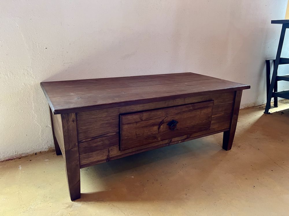 Mesa de centro rústica