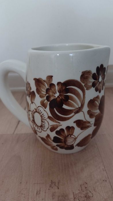 mlecznik, dzbanek, ceramika  fajans Włocławek