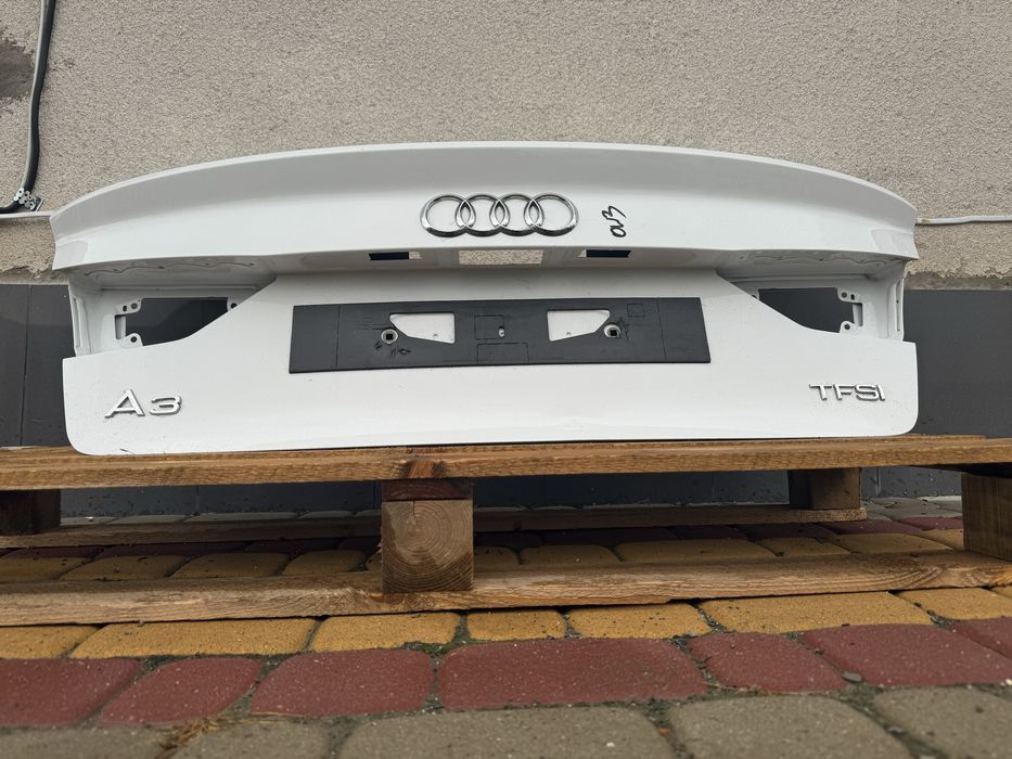 Кришка багажника audi a3 ляда ауди а3 ауді а3 a3 a3 8V кляпа