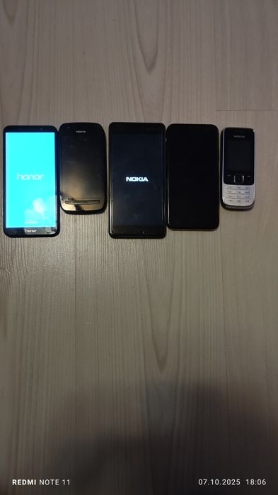 Продам одним лотом