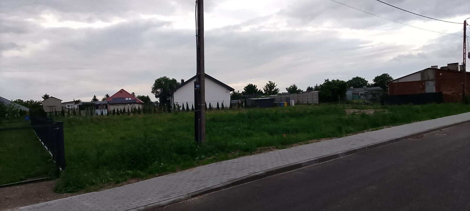 Sprzedam działkę budowlaną w Chełmży.