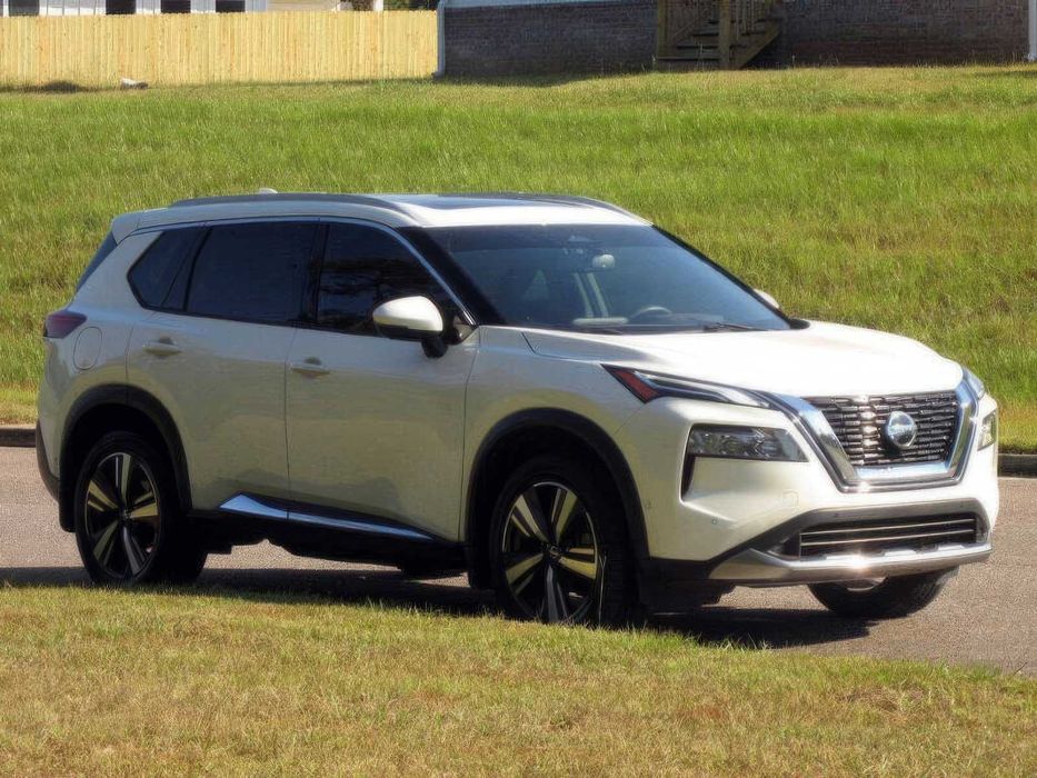 Nissan Rogue Platinum      2021