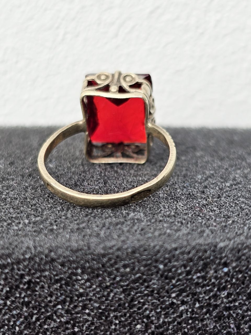 Stary srebrny pierścionek z dużym kamieniem, ppoba 875, ZSRR