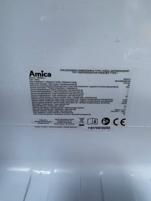 Lodówka Amika mała