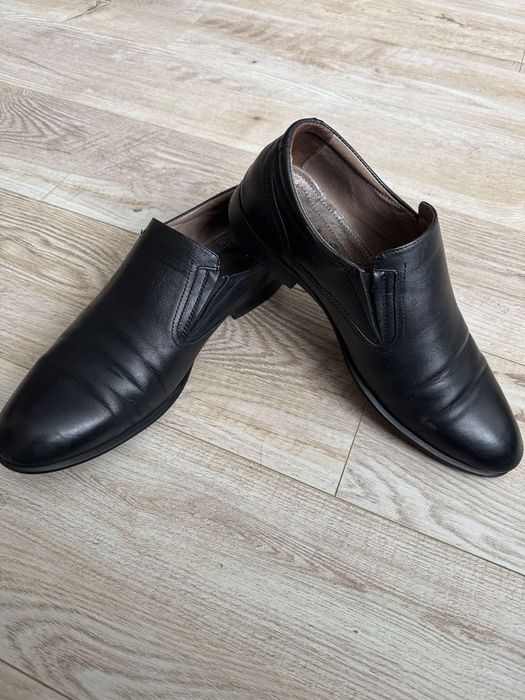 Продам туфли мужские кожаные