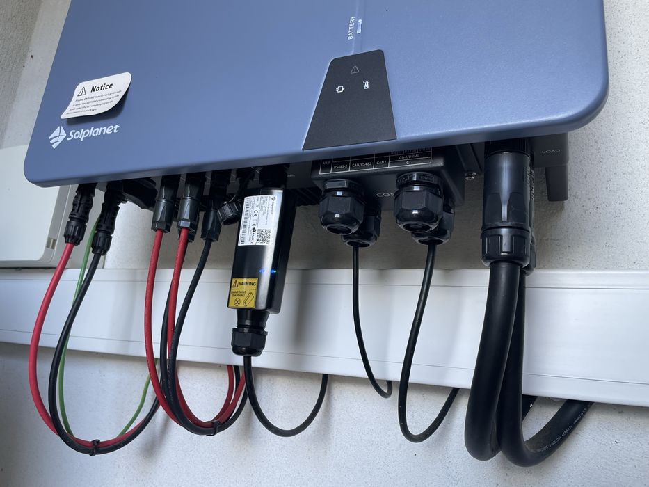 Inversor hibrido trifasico 10kW de Solplanet ASW10kH T3