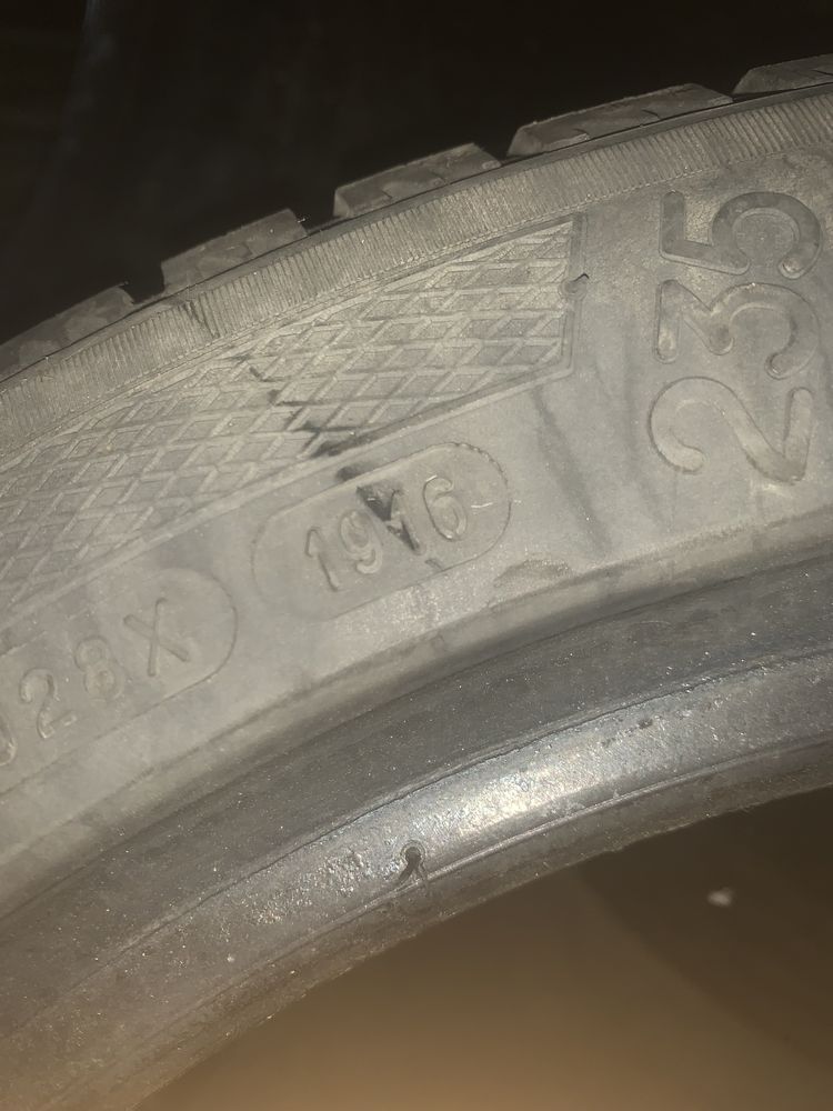 Шини michelin 235/45/17