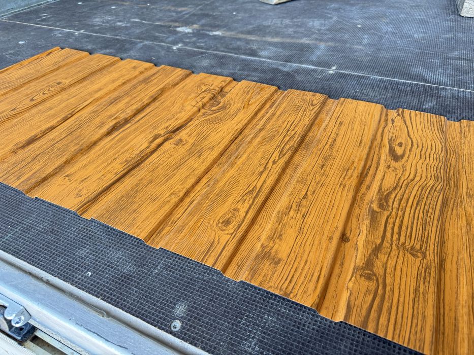 Blacha trapezowa drewnopodobna T-7 Multigloss