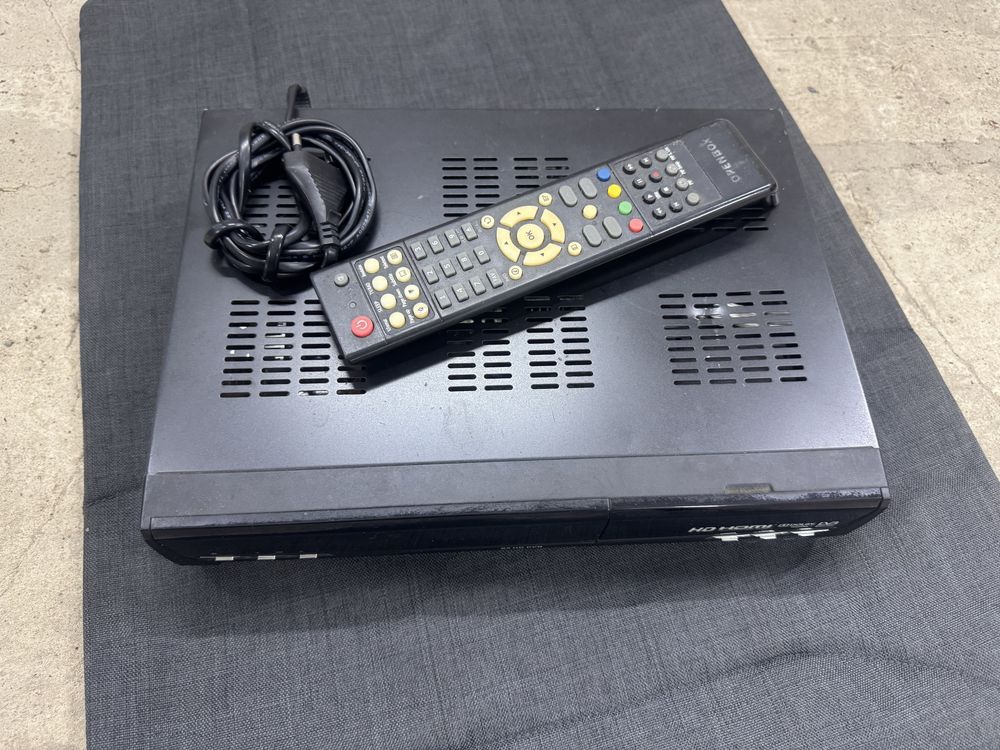 Супутниковий ресивер S5 HD PVR
