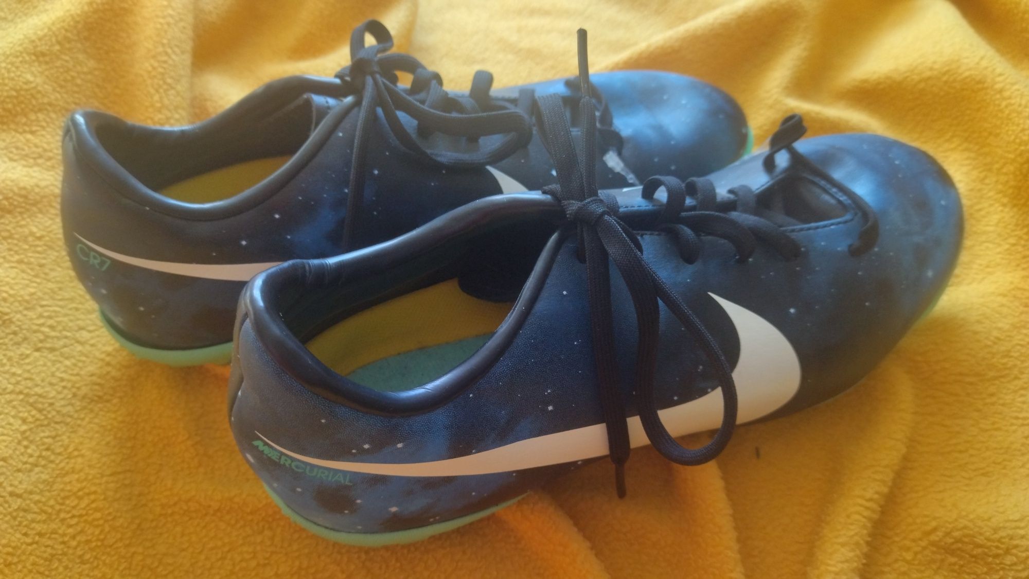 Buty piłkarskie Nike Mercurial CR7 Galaxy 37,5