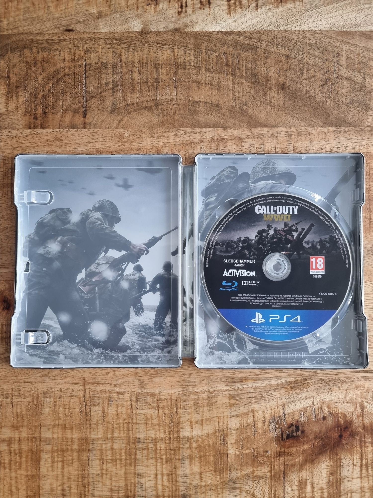 Call of Duty WWII steelbook PS4