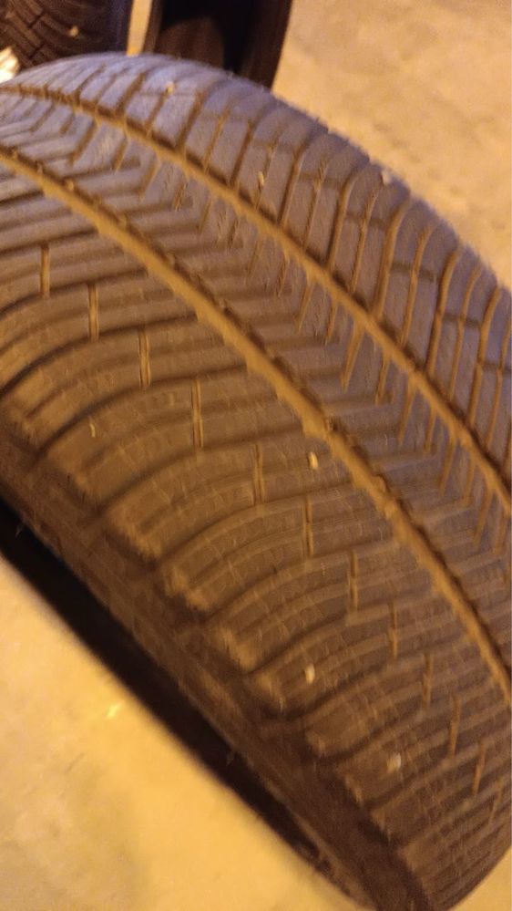 Зимові шини Michelin Pilot Alpin PA4 255/45 R19 104W XL